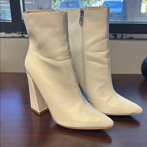 Boohoo Chic Cream Heeled Boots